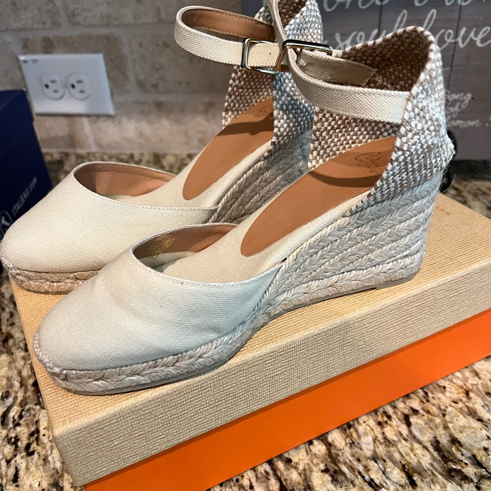 Italian Espadrilles size 36.  BNWT